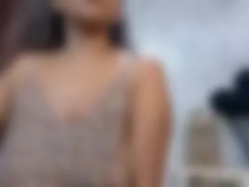 nicolle4 photo 2