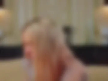 nicollefarrey photo 5