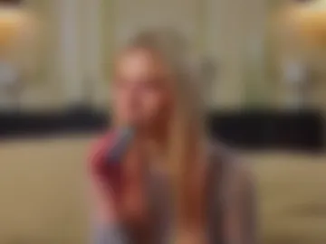 nicollefarrey photo 4