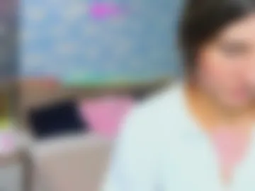 nikkikiss___ photo 8