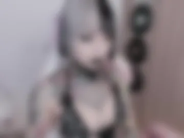 nikkiramone photo 4