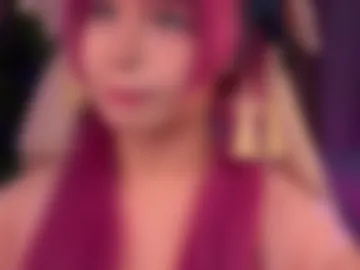 nikkisilk photo 4