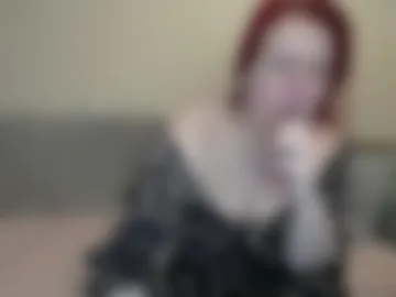 nikolettared photo 3