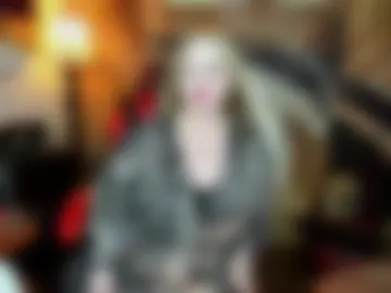 nina_deville webcam preview