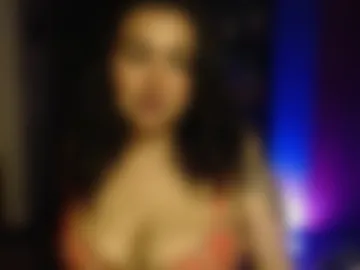 nina_moonbeam webcam preview