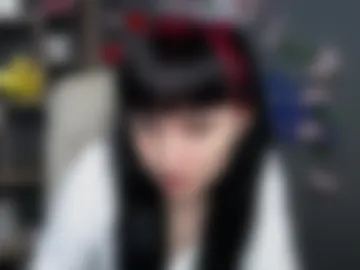 ninaflawlees webcam preview
