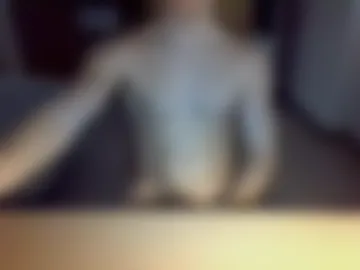 nipplemilker05 live webcam preview