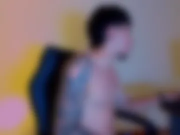 noah_sins_ webcam preview