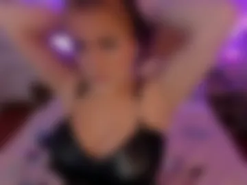 nyxalune photo 4