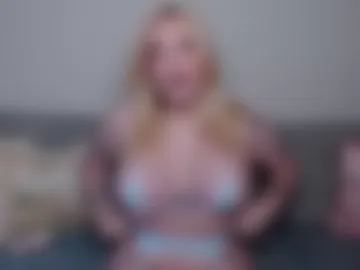 officialtshousewife photo 4