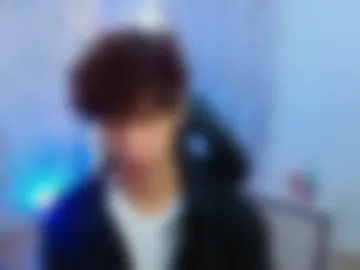 oliiver_tay photo 2