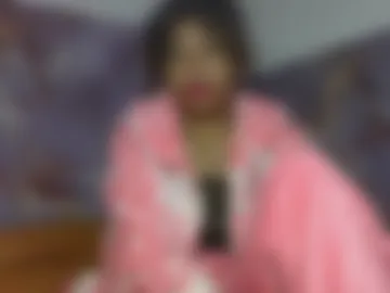 olinaa photo 3