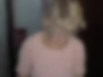 olivia_mia25 live webcam preview