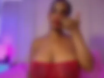 oliviabeneett photo 2