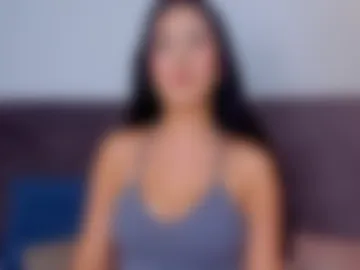 oliviabrady1 photo 7