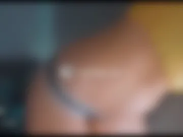 oliviadellvine photo 8