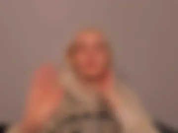 oliviahappy live webcam preview