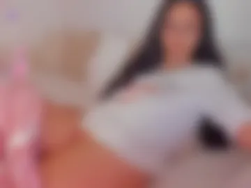 olivialinh photo 3