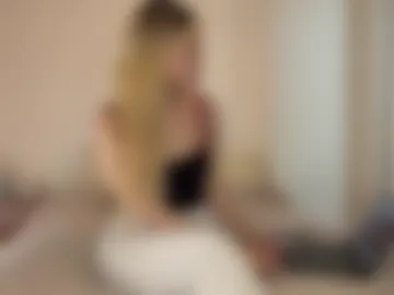 oliviaonlyx1 webcam preview