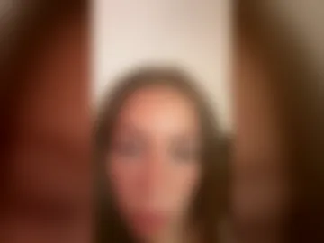 oliviaspiring5423 live webcam preview