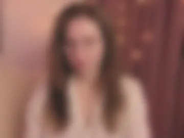 oliviavele photo 7