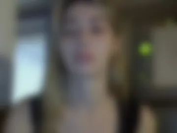 olya90 live webcam preview