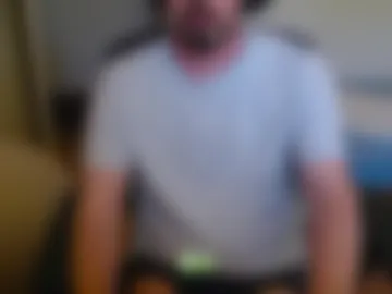 omisoluckyguy live webcam preview