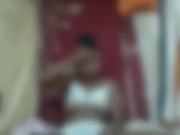 oooozafiette webcam preview