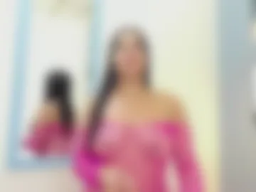 pamelaflores photo 4