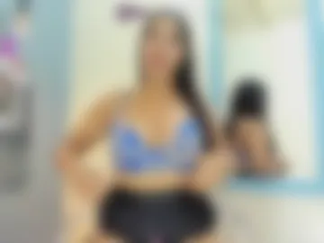 pamelaflores photo 2