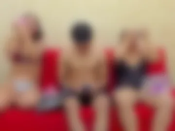 party_starts photo 3