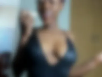 peachynaughty webcam preview