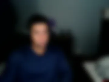 peackinside photo 7