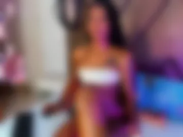 penelopeguzman__ photo 3