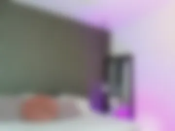 pervert_lizza webcam preview