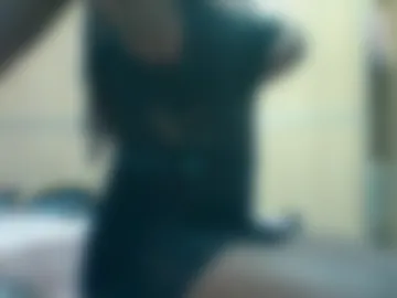 petite_ariana webcam preview