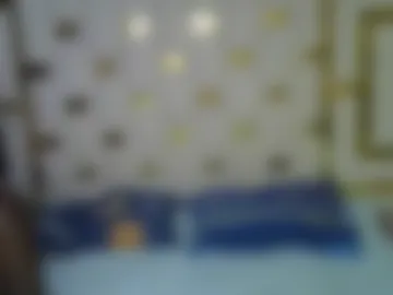 petite_lunar photo 2