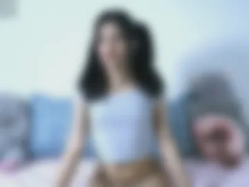 petite_paola photo 5