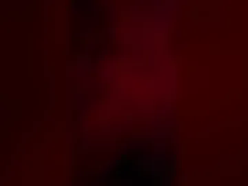 petitehotcouple live webcam preview