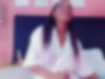 petitelittleebony photo 4