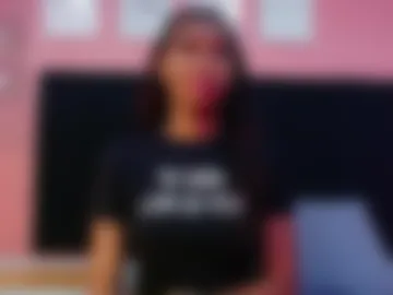 petitelittleebony photo 3