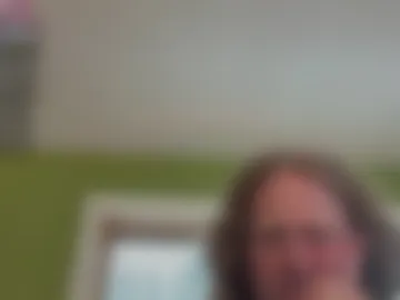 phoebemeadows live webcam preview