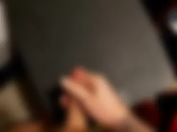 pierced_kum live webcam preview