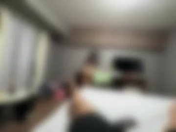pink__kim webcam preview