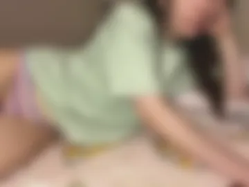 pink_pikachu_ webcam preview