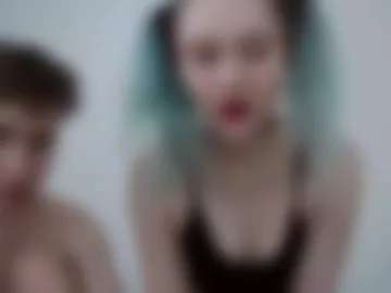 playful_johnny live webcam preview
