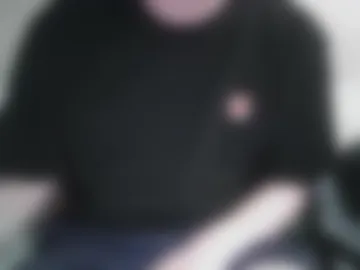 poomsh11 live webcam preview