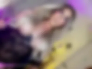 premium_womanhood webcam preview