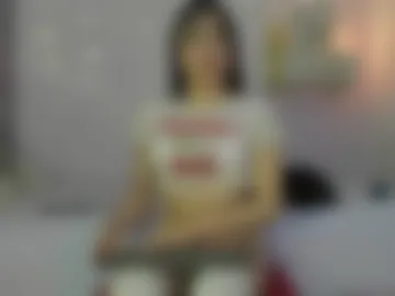 pretty_and_strong live webcam preview