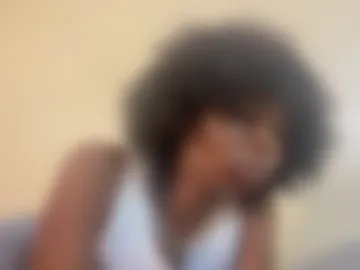 pretty_peaches webcam preview